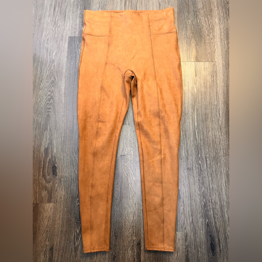 Spanx Faux Suede Leggings Women's 1X‎ Caramel Brown Slimming Rich Pull On Crop